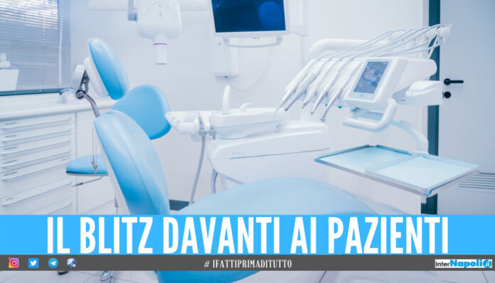 Falsi dentisti tra Napoli e Villaricca, scatta il blitz: sequestrati 6 ambulatori