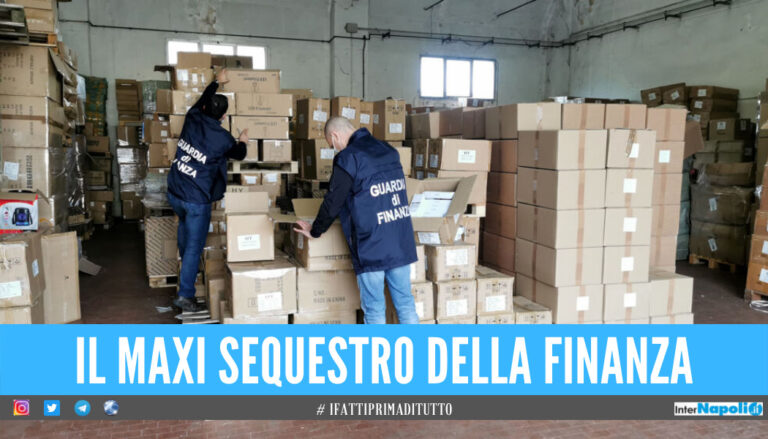 Blitz nei negozi cinesi di Napoli e provincia, sequestrati oltre 3 milioni di articoli pericolosi