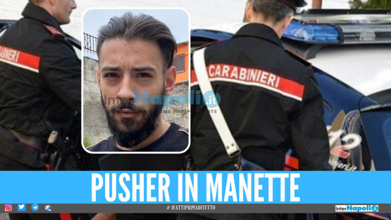 Vede i carabinieri e lancia via la droga, 23enne arrestato dopo l’inseguimento a Soccavo