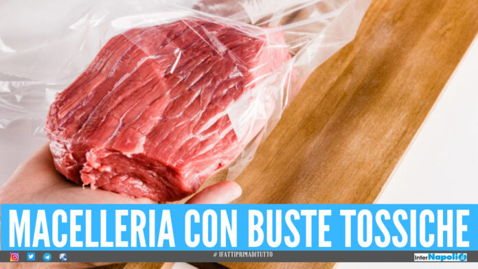 Macelleria napoletana nel mirino, carne in buste tossiche ed inquinanti: scatta il sequestro
