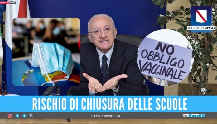 De Luca contro i genitori no-vax Rischiamo di chiudere le scuole tra 2-3 mesi
