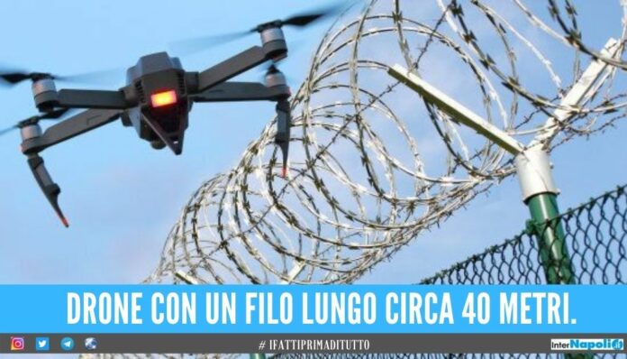 Drone in volo nel carcere campano, sventata la consegna della droga