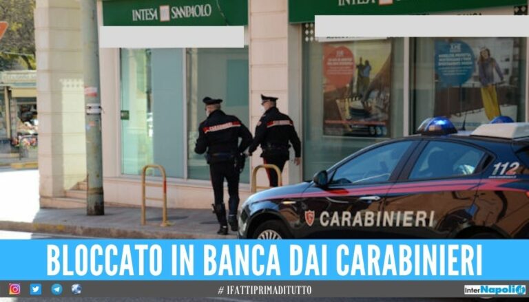 Entra in banca Intesa Sanpaolo armato di pistola, arrestato a Casandrino