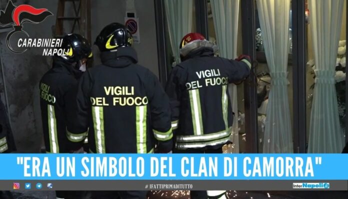 Indagati i genitori di Emanuele Sibillo, nei guai per l'altarino del baby boss