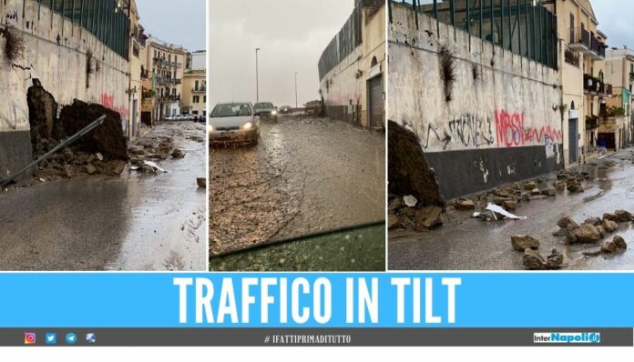 Maltempo colpisce Pozzuoli, crolla il curo del carcere femminile