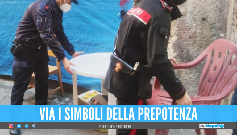 Torre Annunziata, via le sedie ‘segnaposto’ nei rioni della camorra