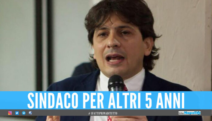 Elezioni Comunali a Parete, Gino Pellegrino riconfermato sindaco con percentuali bulgare