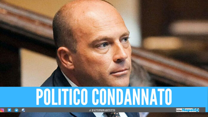 Favori a imprenditori vicini a clan camorristico: condannati l'ex parlamentare Alfonso Papa e il padre Giovanni