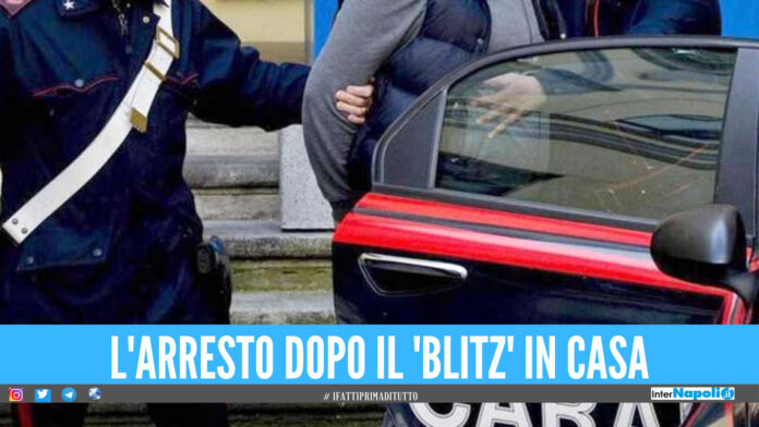 Armi, droga e munizioni nascoste in una casa a Sant'Antimo arrestato 55enne