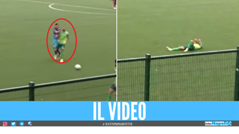 Colpisce l’avversario con un pugno ma l’arbitro lo ammonisce, scene di follia nel derby a Napoli