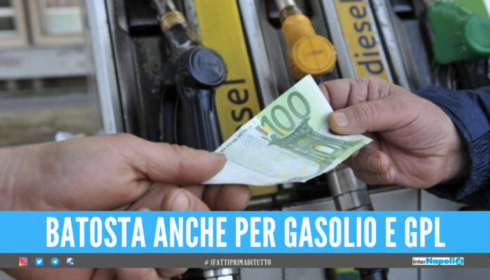 prezzo benzina