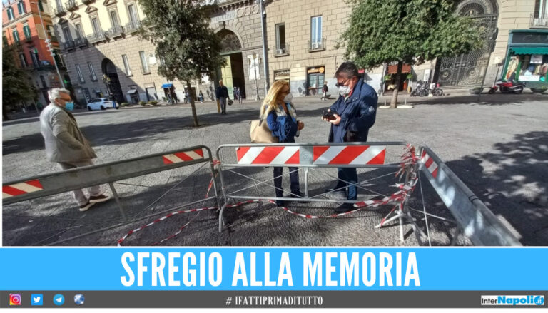 Schiaffo a Falcone e Borsellino, vandalizzata a Napoli la lapide in ricordo dei magistrati uccisi dalla mafia