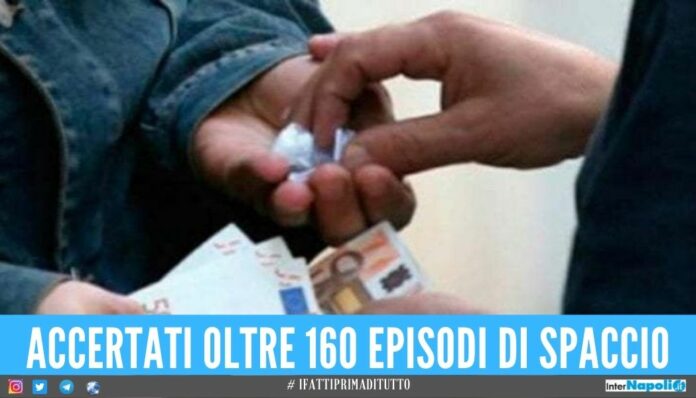 Smantellate 3 piazze di spaccio estive, arresti tra Napoli e il Litorale Domizio