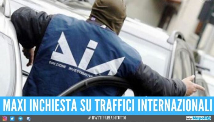 Riciclavano i soldi della droga scoperta banda a Napoli, sequestro da 50 milioni