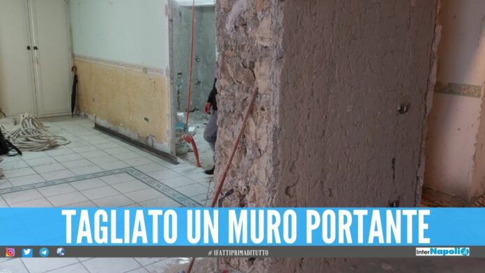 Rischia di far crollare il palazzo, cantiere bloccato nei Quartieri Spagnoli
