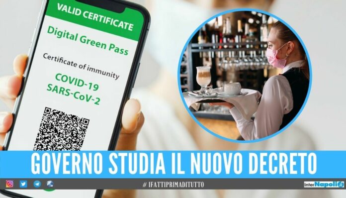 Stretta sul green pass, differenziato per i No vax e lockdown sullo 'svago'