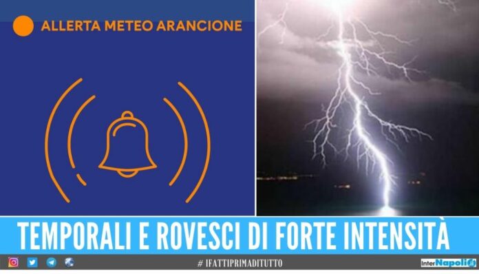 Temporali in arrivo tra Napoli e la provincia scatta l'allerta meteo arancione