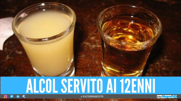 Giugliano. Cicchetti di alcol a 3 ragazzine di 12 anni, nei guai titolare e dipendente di un bar del centro
