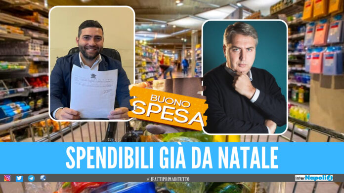 Buoni spesa Covid. Sulla sinistra il sindaco di Melito Luciano Mottola, a destra il primo cittadino di Qualiano Raffaele De Leonaris