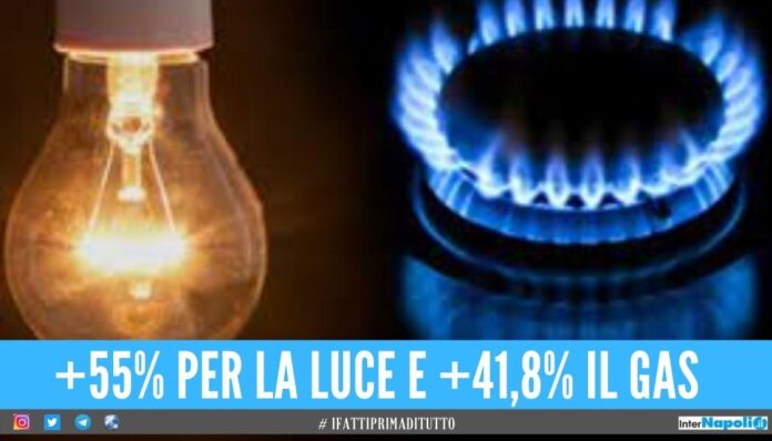 Aumenti record per le bollette di luce e gas nel 2022, speranza nei bonus