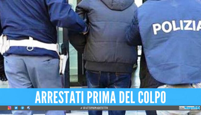 Tentano rapina nell’area di servizio a Napoli, ma hanno la pistola giocattolo: arrestati
