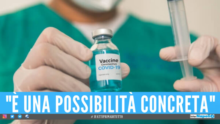 Boom di vaccini ma i contagi aumentano ancora, Locatelli: “Possibile anche la quarta dose”
