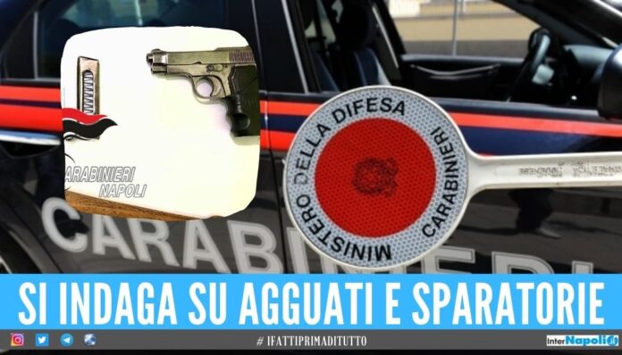 Beccato con il colpo in canna a Piscinola, pistola esaminata dopo i raid