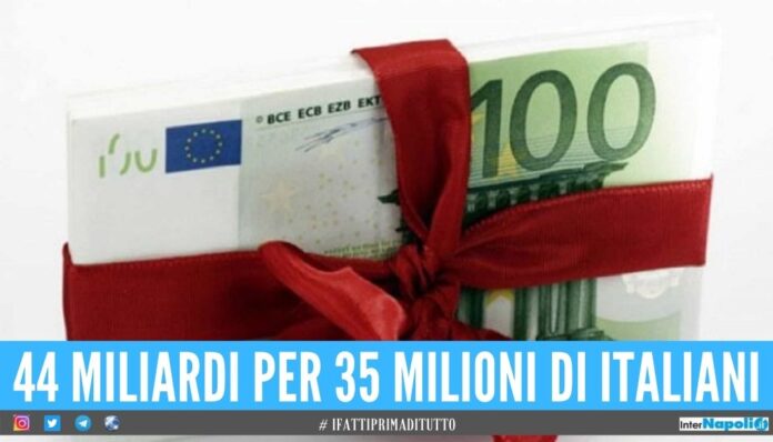 Spinta agli acquisiti di Natale, arriva l'aumento della tredicesima