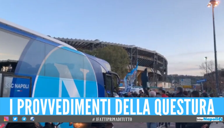 Risse e scavalcamenti allo stadio Maradona, 16 Daspo per i tifosi del Napoli