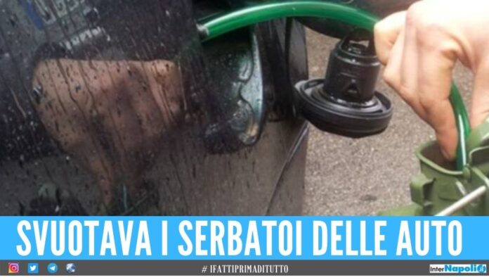 Rubava la benzina dai serbatoi, preso 'l'uomo con il tubo' a Napoli