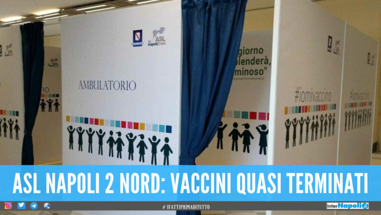 Mancano i vaccini, l’Asl Napoli 2 Nord limita le somministrazioni: “Dosi solo su prenotazione”