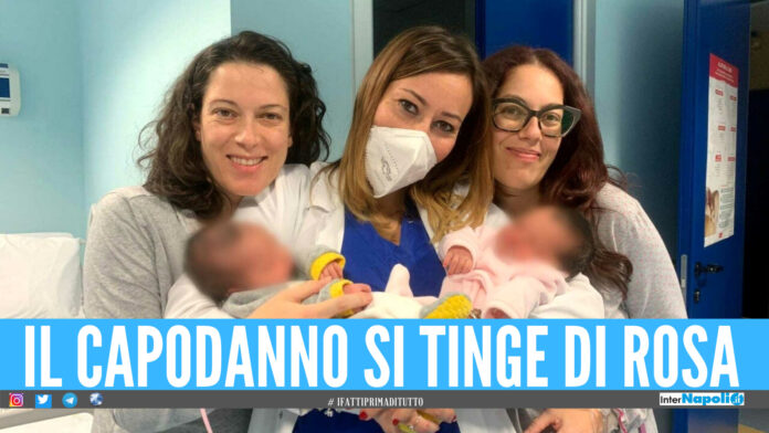 Sorelle partoriscono insieme a Capodanno, la storia commovente di Valentina e Rossana