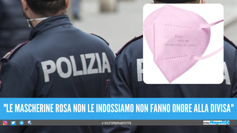 Mascherine rosa alla polizia, il sindacato si oppone: “Così diamo parvenza di minore autorevolezza”
