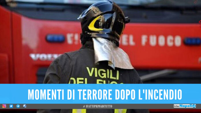 Paura nel Napoletano, scoppia incendio in un appartamento: 2 persone finiscono in ospedale
