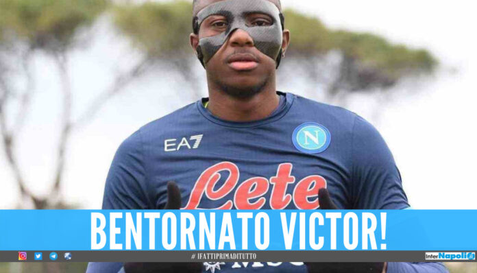 Spiraglio di luce in casa Napoli, Osimhen negativo al Covid: l'attaccante può tornare in Italia