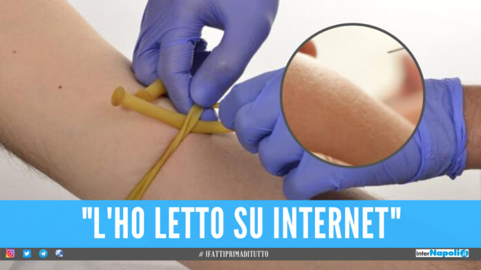 Usa laccio emostatico al braccio per bloccare il vaccino, no-vax ricoverato in ospedale