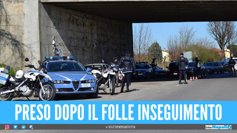 Droga volante dall’auto, poi lo schianto dopo il folle inseguimento da piazza Garibaldi all’Asse Mediano