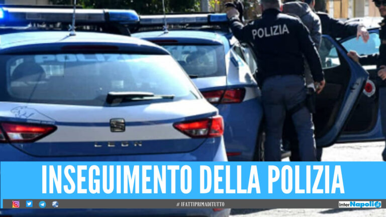 Tre armati, uno con la droga: doppio inseguimento della polizia a Napoli porta a 4 fermi