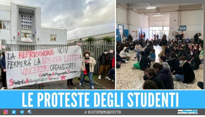 Mancanza di aule e vietato l'uso dei telefonini, proteste al Tassinari di Pozzuoli