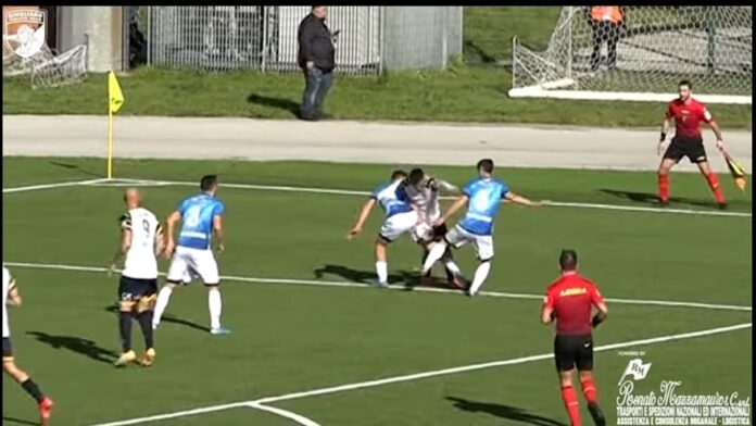 Sconfitta amara per il Giugliano. La Cynthialbalonga con un gol di Roberti frena la corsa della capolista