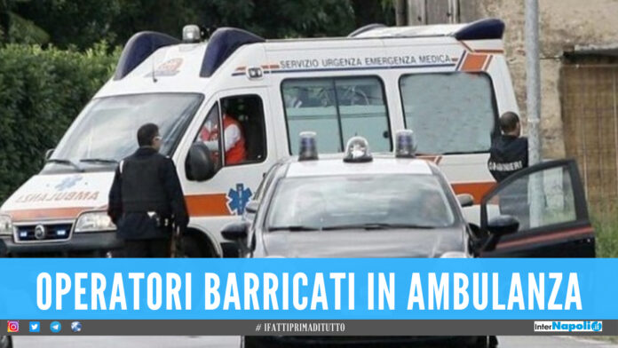 Botte tra marito e moglie in strada a Marano, poi sputi contro i medici che volevano curarli