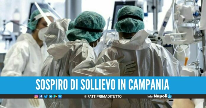 gioia felicità Cresce la speranza in Campania, drastico calo dei ricoveri covid