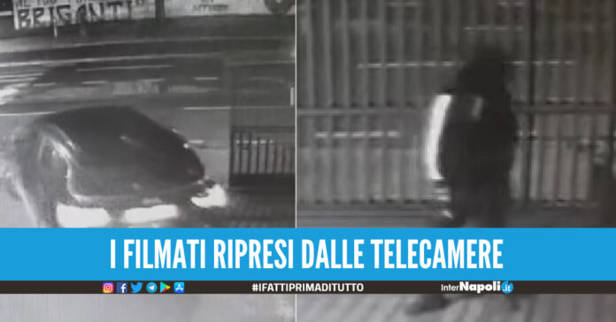 Entrano nel parco, rubano l'auto e scappano in 90 secondi: il video del furto a Secondigliano