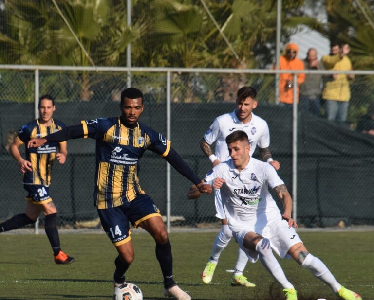 Il Giugliano espugna l’Anco Marzio: decisiva la rete di Gladestony contro l’Ostiamare