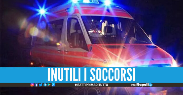 Dramma nell'Agro Aversano, uomo stroncato da un malore sotto gli occhi dei passanti