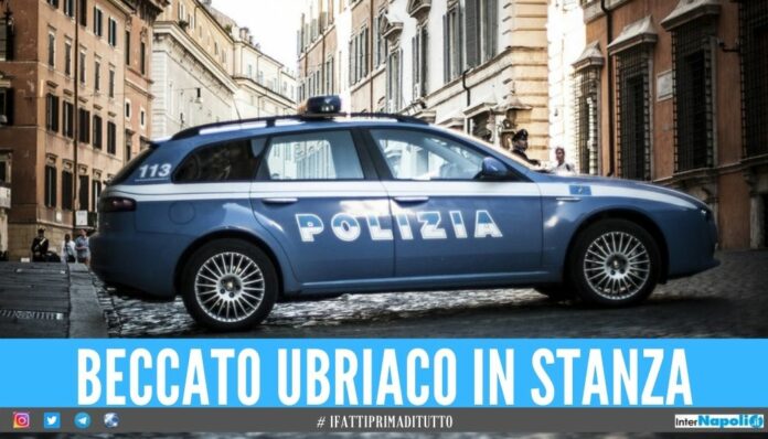 Picchia i dipendenti dell'albergo a Napoli, arrestato un 27enne di Aosta