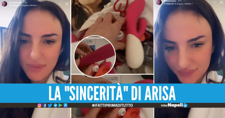Arisa mostra i sex toys su Instagram
