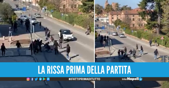 Rissa tra ultras prima della partita, bastonate e colpi proibiti in strada [Video]