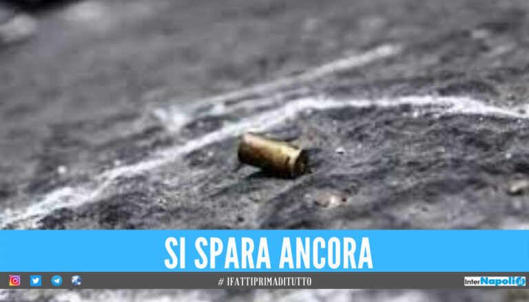Si torna a sparare a Napoli, giovane resta ferito durante una stesa