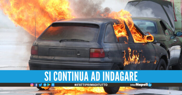 Cadavere carbonizzato Acerra, l'auto intestata ad un uomo irreperibile: indagini in corso